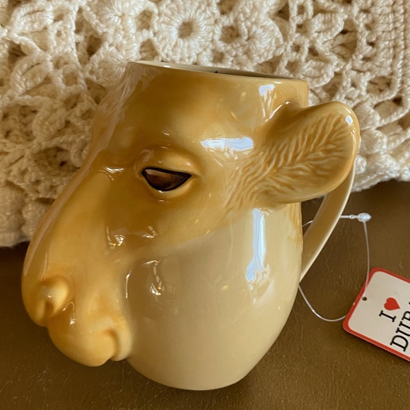 NWT Camel Coffee Cup Novelty Dubai Souvenir Vtg